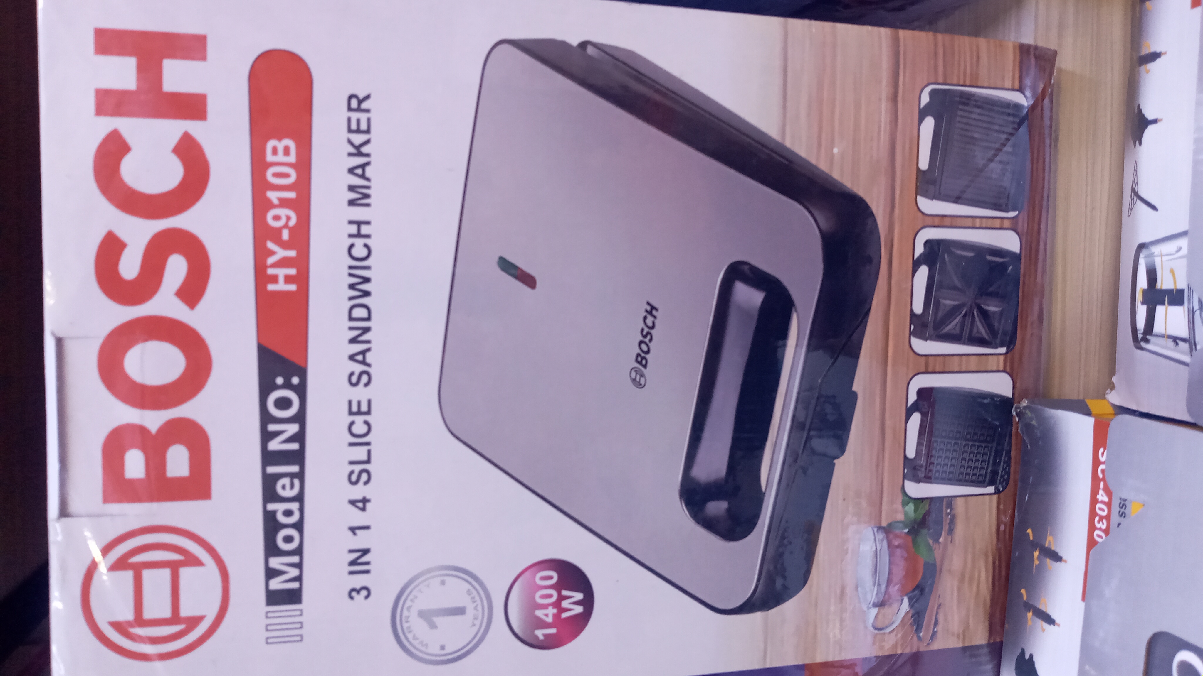 ساندویچ ساز سه کاره BOSCH مدل HY-910B